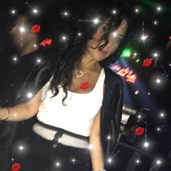 Meet your Posher, Ariella - Picture 1 of 1